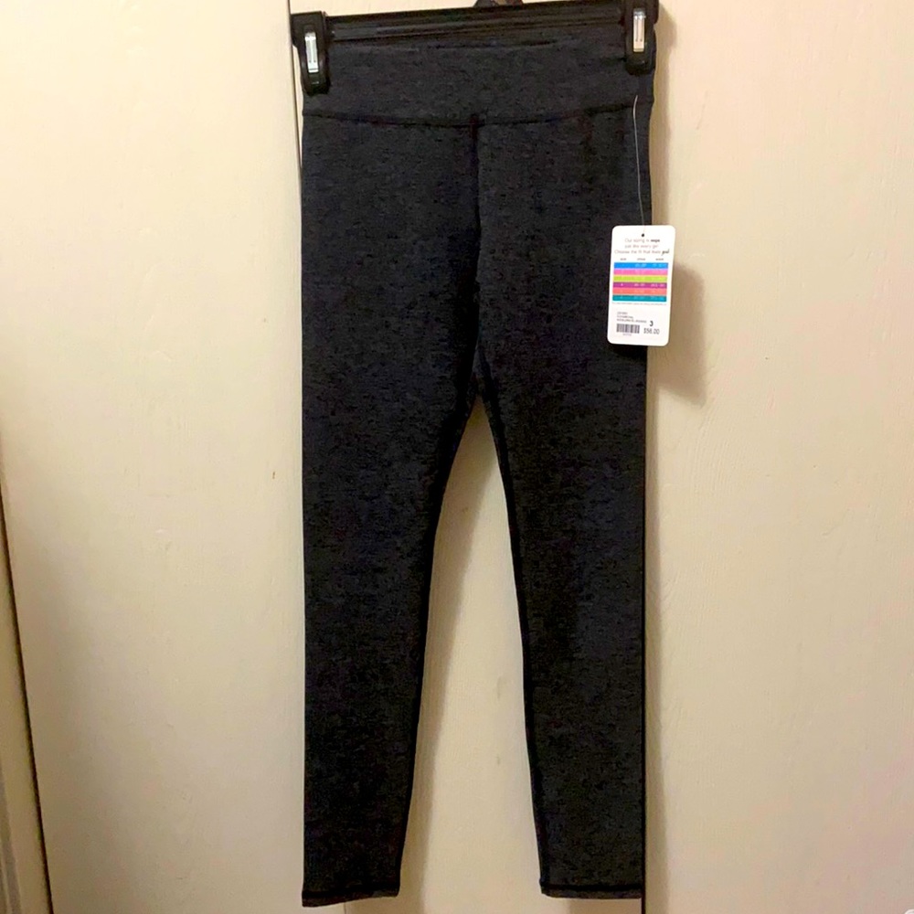 Triple Flip Charcoal Leggings
